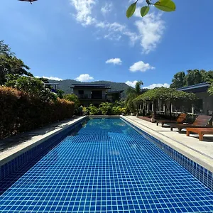 Resort Baan Chainarong, Koh Lanta