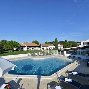 Mas De La Grenouillere Et Centre Equestre En Pleine Nature Hotel
